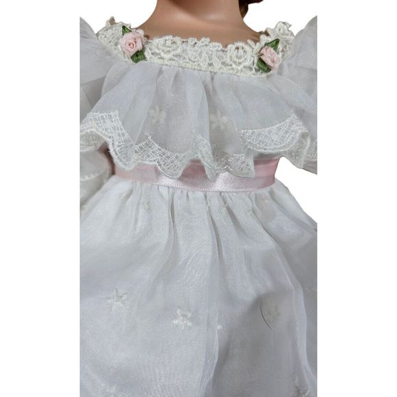 Georgetown Collection Elizabeth Wedding Day 18.5 Porcelain Doll bySybille ET9553 - Picture 5 of 12